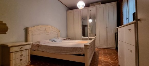 3 rooms Apartment in Carpi, Italy No. 53959 10