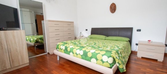 3غرفة شقة في Padenghe sul Garda, Italy رقم 26671 13