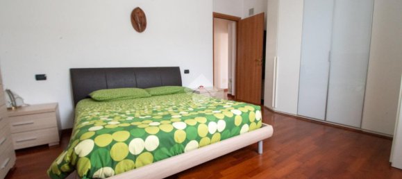 3غرفة شقة في Padenghe sul Garda, Italy رقم 26671 14