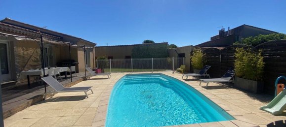 Casa de 3 dormitorios en Vedene, France No. 329337 3