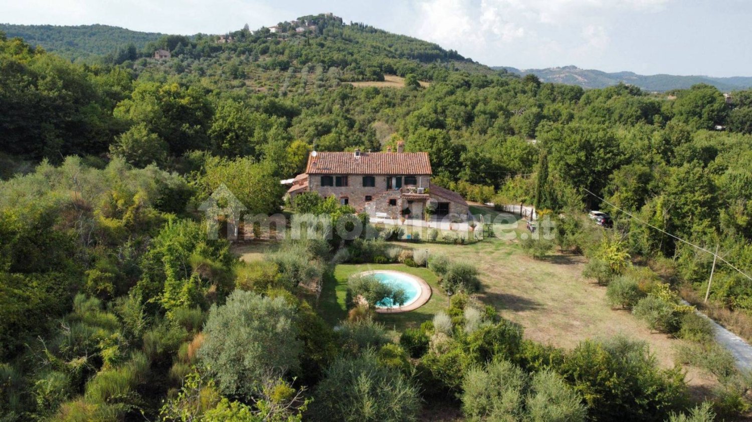 Casa de 5 dormitorios en Montegabbione, Italy No. 104580