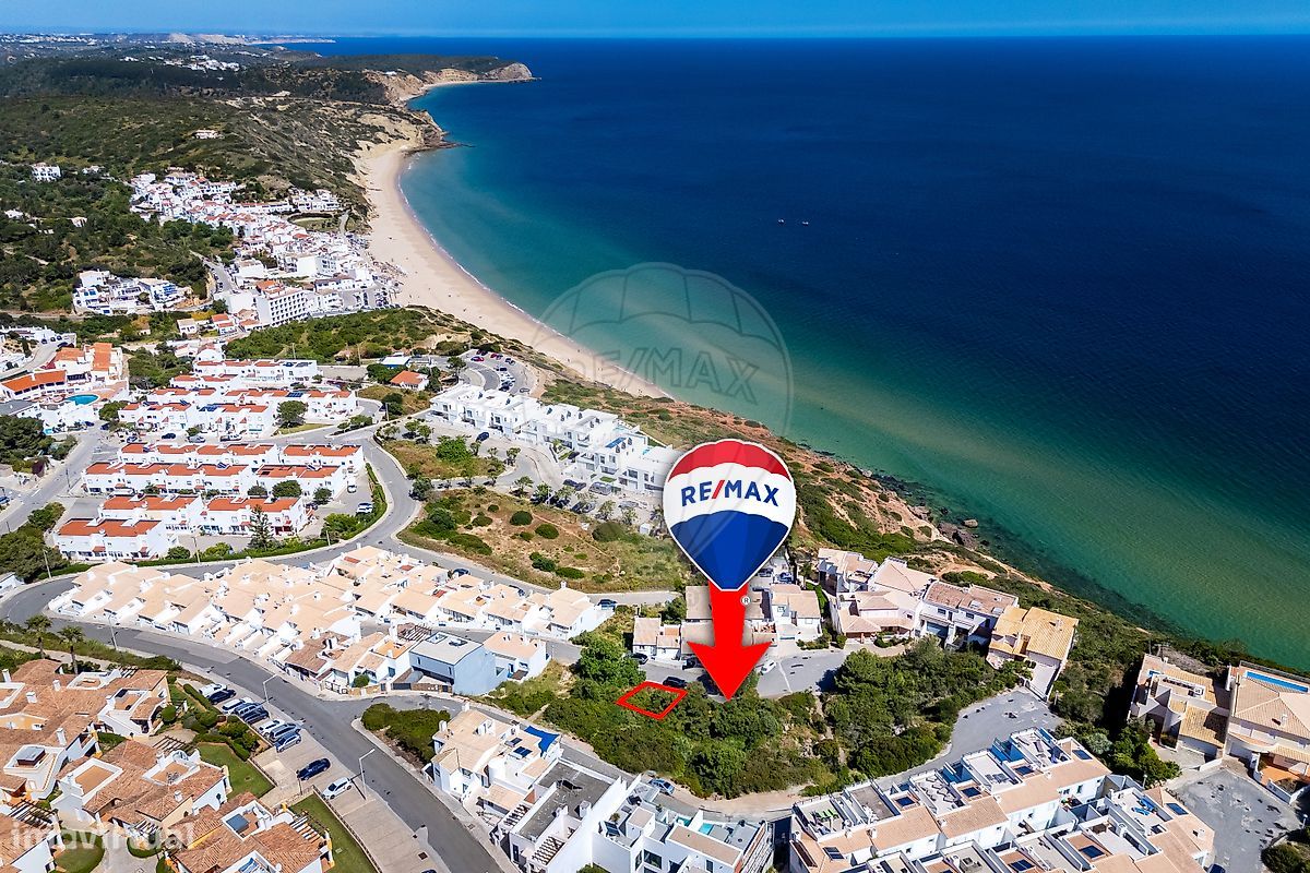 161m² Land in Budens, Portugal No. 102739