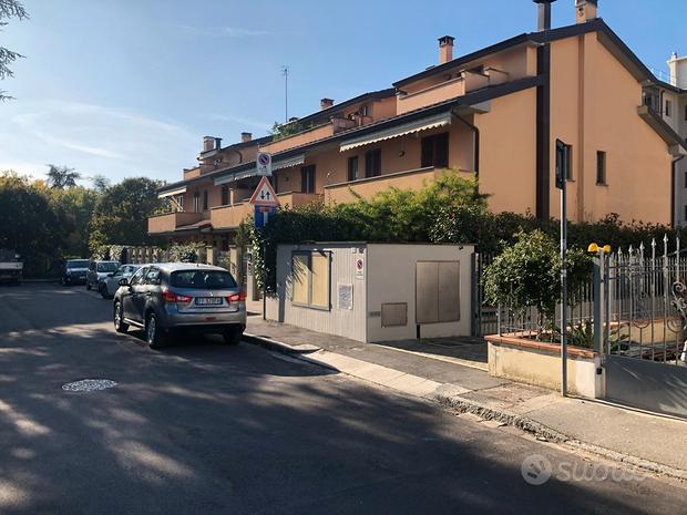 5غرفة فيلا في Prato, Italy رقم 257291