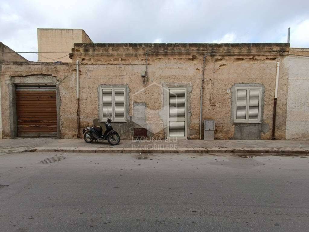 2 Schlafzimmer Haus in Marsala, Italy, Nr. 178478