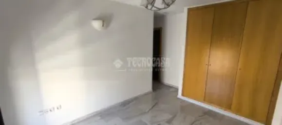 Apartamento de 3 dormitorios en Cádiz, Spain No. 166948 5