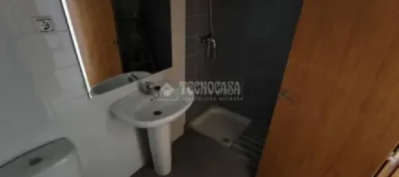 Apartamento de 3 dormitorios en Cádiz, Spain No. 166948 11