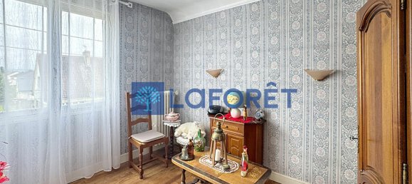 3 bedrooms House in Saint-Etienne-du-Rouvray, France No. 361519 5