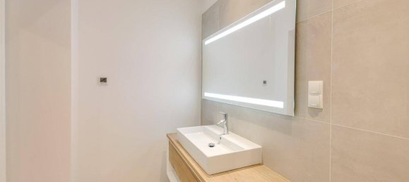 2 rooms Apartment in Mariahilf, Austria No. 247200 8