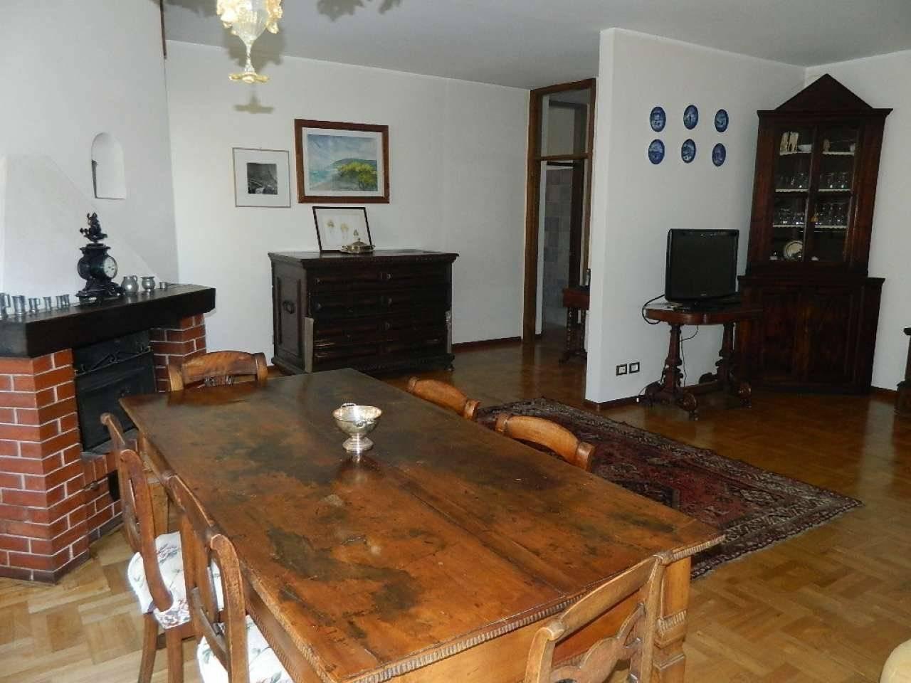 4 rooms Apartment in Sondrio, Italy No. 35330