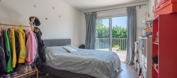 4 bedrooms House in Camblanes-et-Meynac, France No. 352549 4