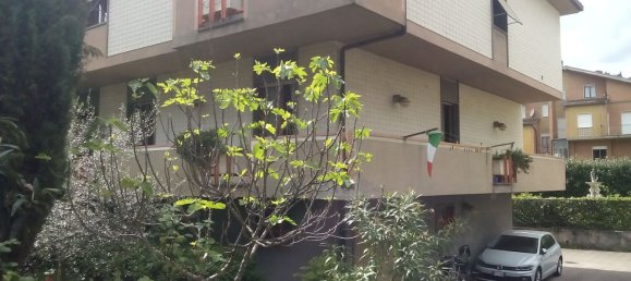 7 rooms Apartment in Rieti, Italy No. 255961 2