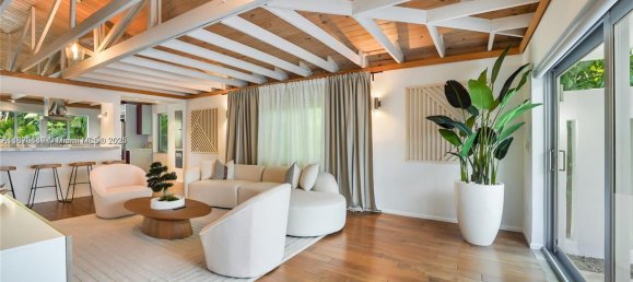 5 Schlafzimmer Villa in Miami, USA, Nr. 615297 24