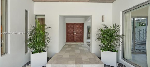 5 Schlafzimmer Villa in Miami, USA, Nr. 615297 28