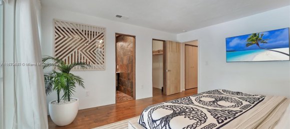 5 Schlafzimmer Villa in Miami, USA, Nr. 615297 7