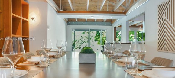 5 Schlafzimmer Villa in Miami, USA, Nr. 615297 13