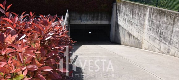 Garage à Erba, Italy 23m² No. 338927 6