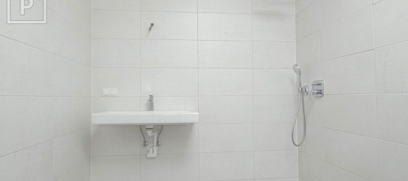 Gewerbliche Immobilie in Penzing, Austria 88m², Nr. 137946 6