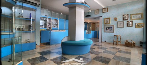 1-salle Propriété commerciale à Moncalieri, Italy No. 69729 14