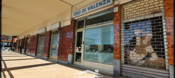 1-salle Propriété commerciale à Moncalieri, Italy No. 69729 6