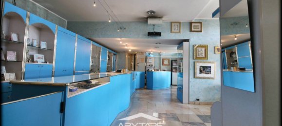 1-salle Propriété commerciale à Moncalieri, Italy No. 69729 17