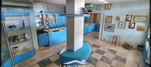 1-salle Propriété commerciale à Moncalieri, Italy No. 69729 15