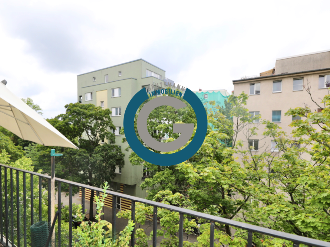 Квартира с 3 спальнями в Шёнеберг, Германия № 226754