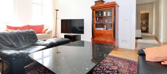 Квартира с 3 спальнями в Шёнеберг, Германия № 226754 3