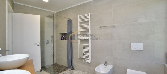 4 bedrooms House in Guia, Portugal No. 141259 27