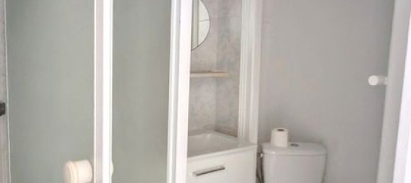 Квартира с 2 комнатами в Труа, Франция № 153454 17