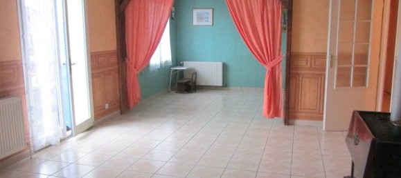 3 Schlafzimmer Haus in Mirecourt, France, Nr. 98137 3