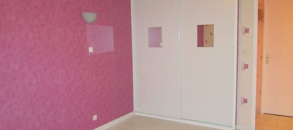 3 Schlafzimmer Haus in Mirecourt, France, Nr. 98137 7