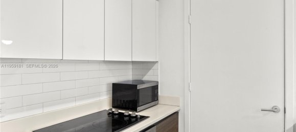 1 dormitorio propiedad comercial en venta en Miami, Miami-Dade, Florida, USA № 615561 18