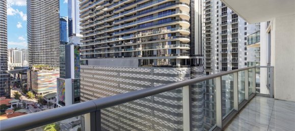 1 dormitorio propiedad comercial en venta en Miami, Miami-Dade, Florida, USA № 615561 3