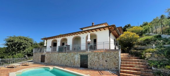 5 bedrooms Villa in Lisciano Niccone, Italy No. 82159 21