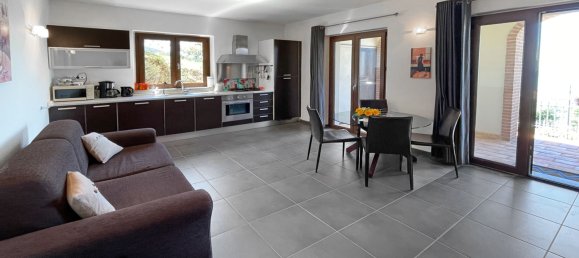 5 bedrooms Villa in Lisciano Niccone, Italy No. 82159 11