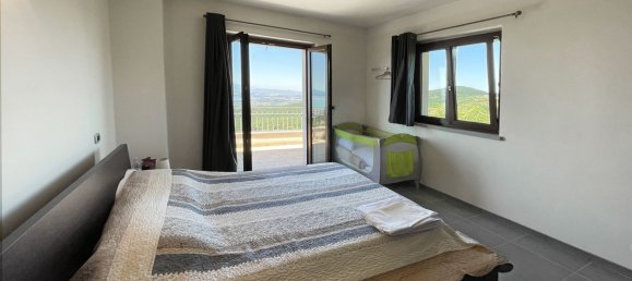 5 bedrooms Villa in Lisciano Niccone, Italy No. 82159 19