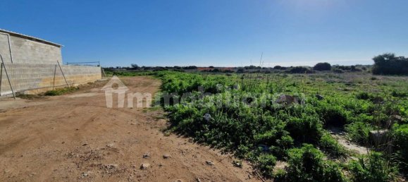834m² Land in Alliste, Italy No. 96058 3