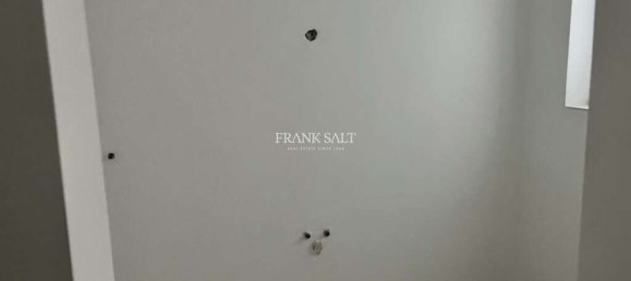 3 bedrooms Apartment in Zejtun, Malta No. 8227 6