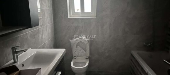 3 bedrooms Apartment in Zejtun, Malta No. 8227 7