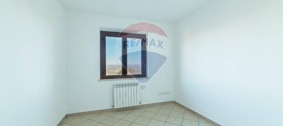 6-salle Appartement à Montecarotto, Italy No. 15310 8