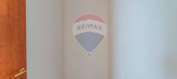 6-salle Appartement à Montecarotto, Italy No. 15310 10