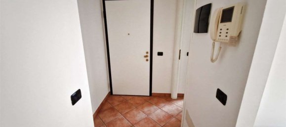 2-Zimmer Wohnung in Gemonio, Italy, Nr. 8311 41