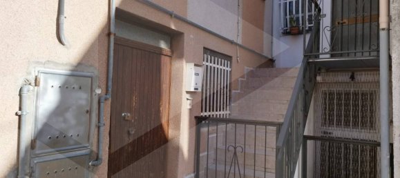 3-salle Maison à San Giacomo degli Schiavoni, Italy No. 18298 3