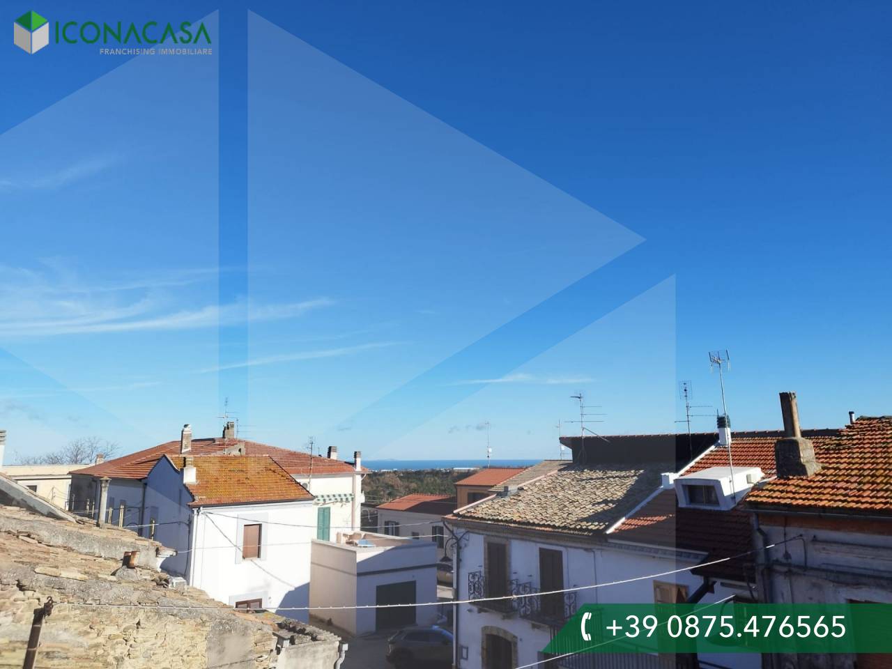 3-salle Maison à San Giacomo degli Schiavoni, Italy No. 18298