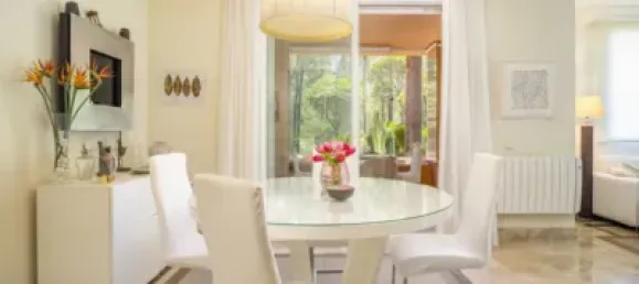 Apartamento de 3 dormitorios en Marbella, Spain No. 183031 24