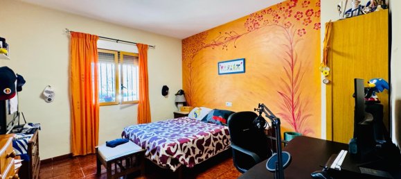 5 bedrooms House in Alicante, Spain No. 165905 15