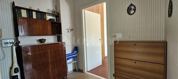 3 rooms Apartment in Pomezia, Italy No. 69225 38