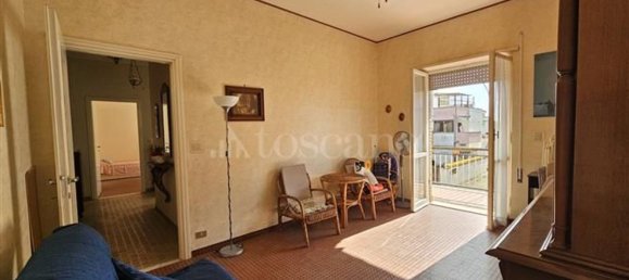 3 rooms Apartment in Pomezia, Italy No. 69225 4