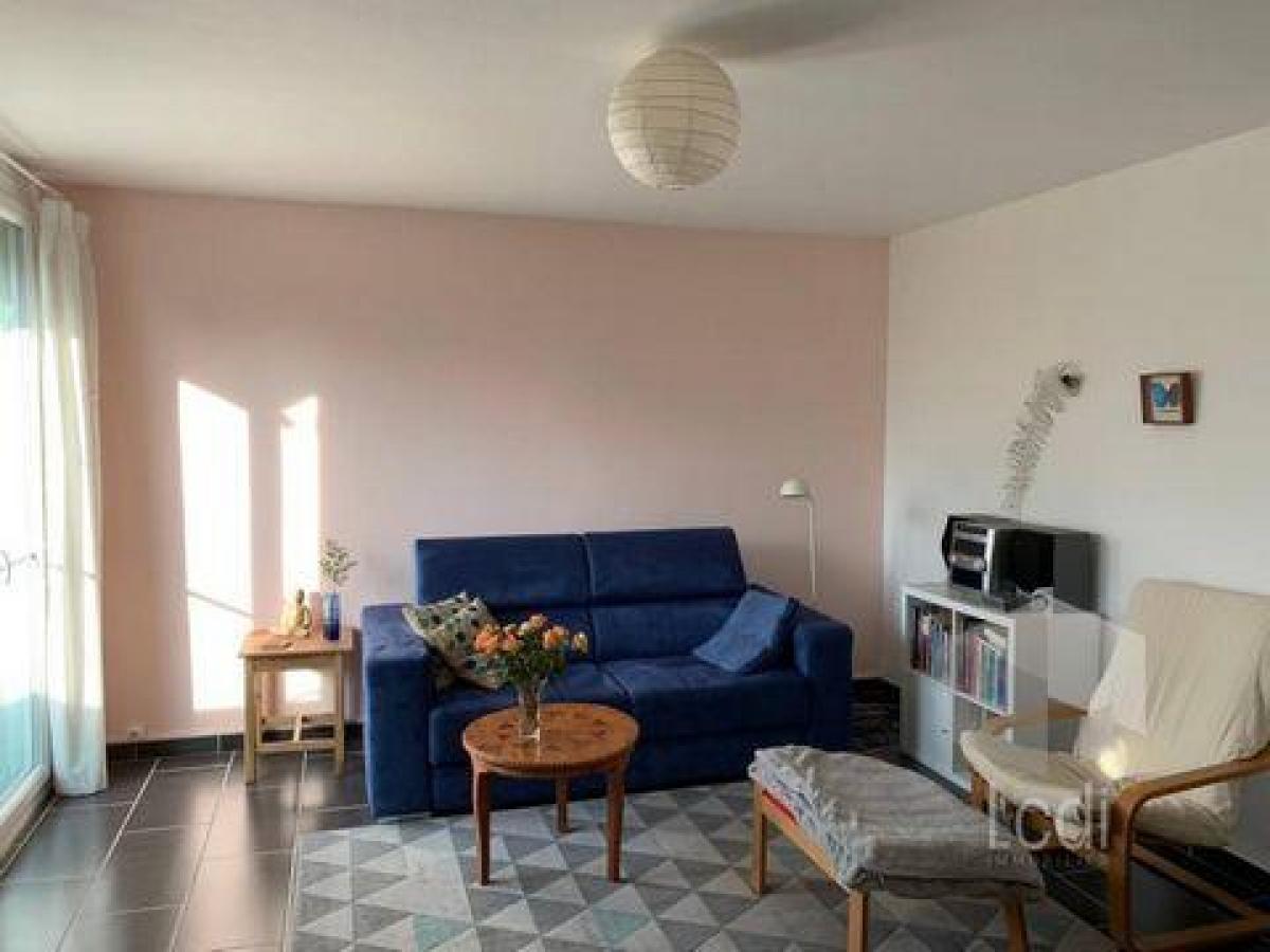Apartamento de 2 dormitorios en Entrecasteaux, France No. 36143