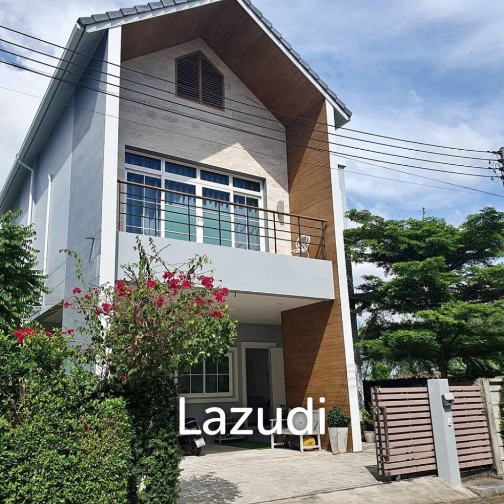 3 bedrooms Villa in Chalong, Thailand No. 19658